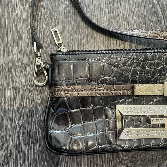 Brown Small Guess shoulder bag crocodile pattern - Picture 3 of 7